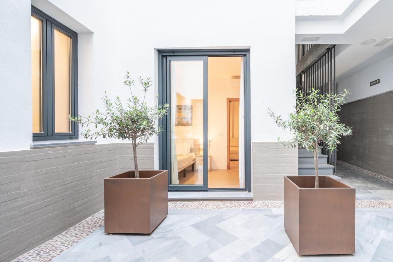 Dona Elvira Parras Apartment Málaga Exterior foto